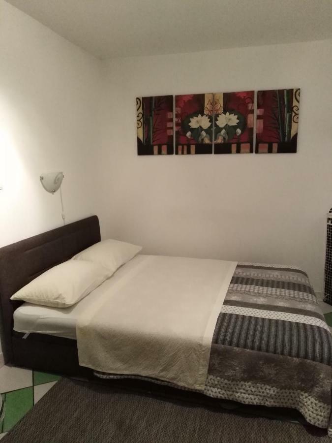 Apartament Irisha